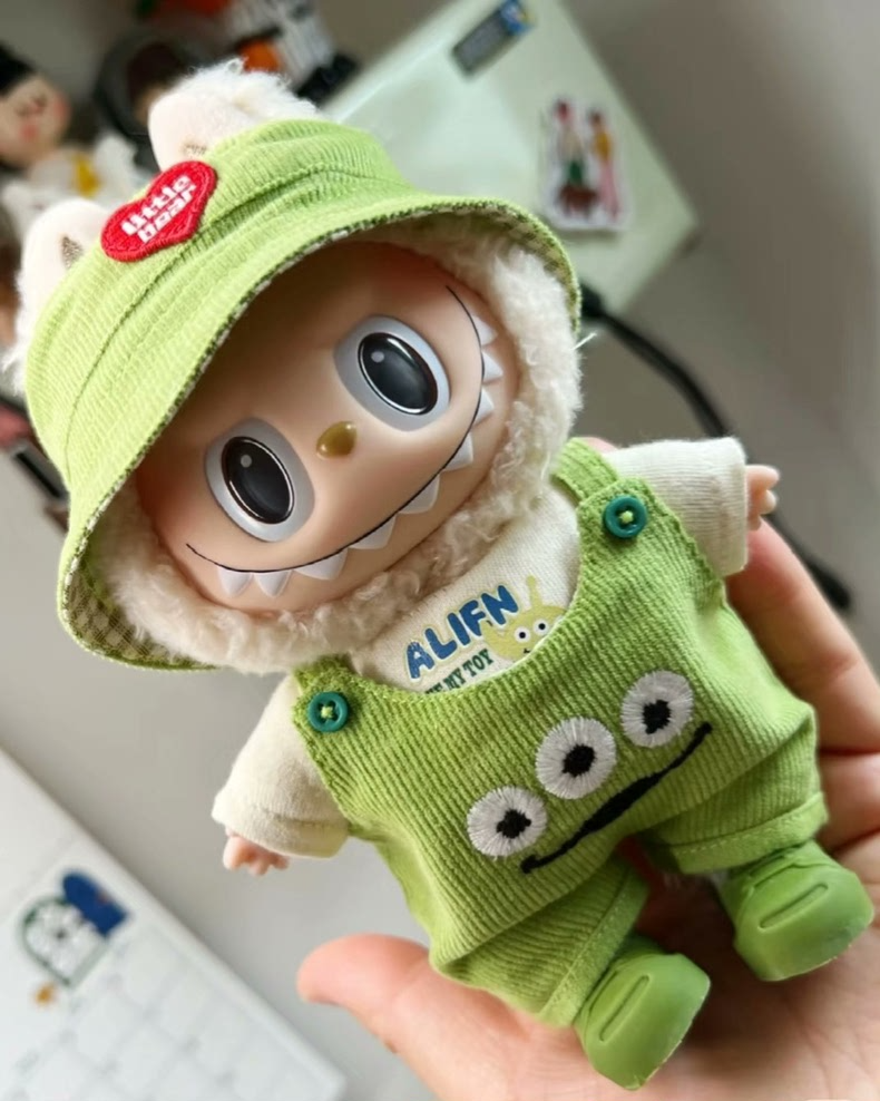 Charming LABUBU Doll Outfit Set: Green Corduroy Hat, Shirt & Overalls for 17cm Dolls – Handmade & Whimsical - Image 3