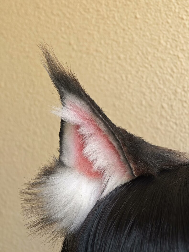 Realistic Brown Cat Ears for Cosplay & Lolita Fashion - Image 1