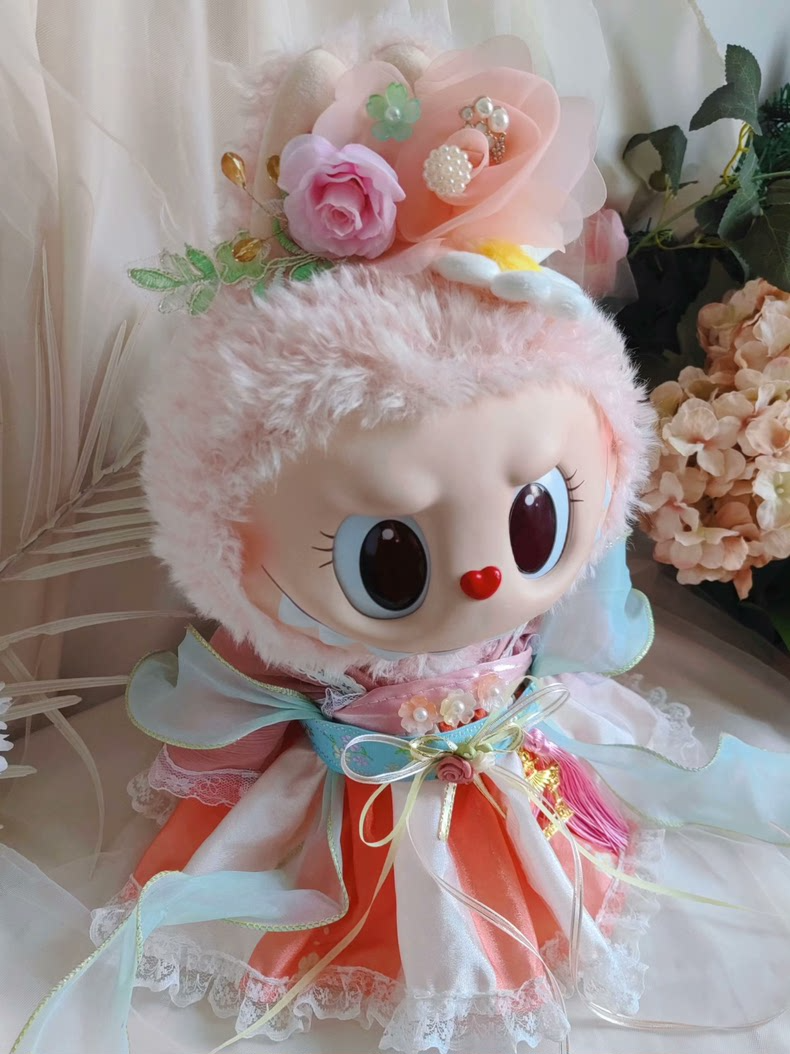 Vintage Hanfu Labubu Doll Outfit – Summer Elegance with Floral Details & Adjustable Fit - Image 5