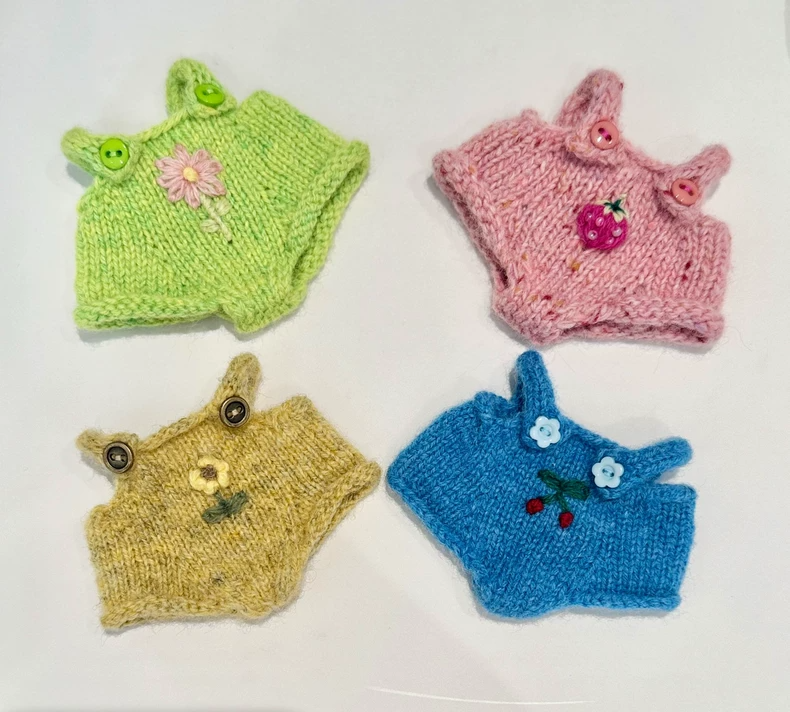 Handmade Knitwear for LABUBU Dolls: Vibrant, Adorable Outfits with Playful Motifs – Perfect Fit & Premium Quality - Image 2