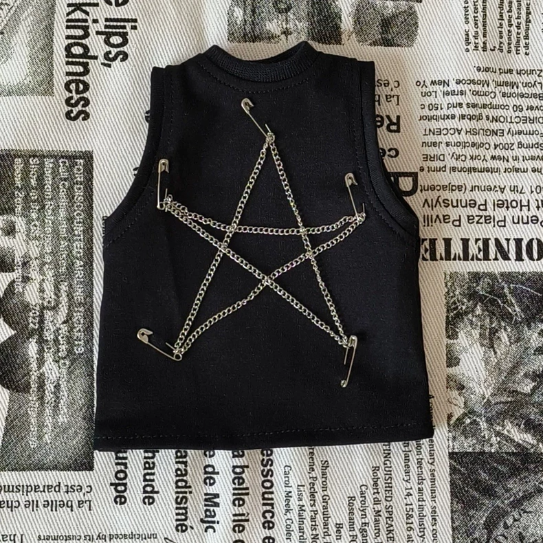 Edgy Chain-Embellished BJD Doll Vest & Outfit Set – Stylish, Durable, Unisex - Image 5