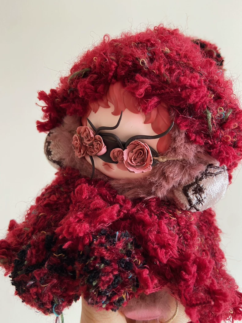 Skullpanda Hooded Cloak with Handmade Eye Mask – Vibrant Red Yarn Doll Accessory for Collectors - Image 2