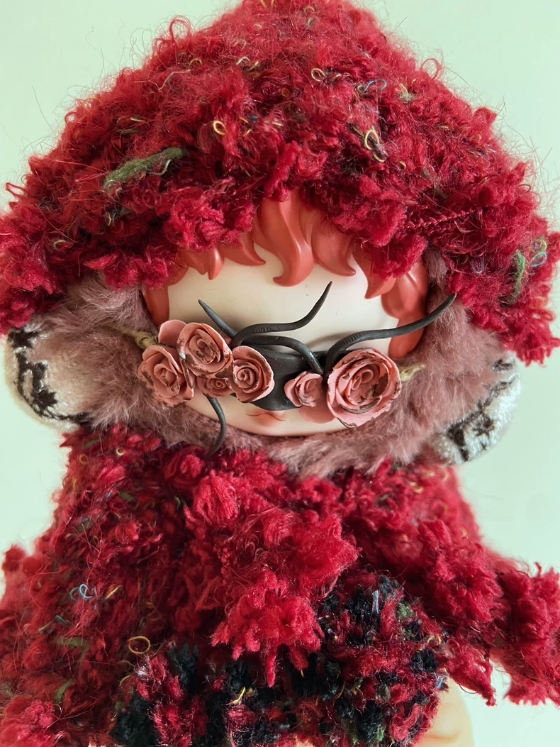 Skullpanda Hooded Cloak with Handmade Eye Mask – Vibrant Red Yarn Doll Accessory for Collectors - Image 4