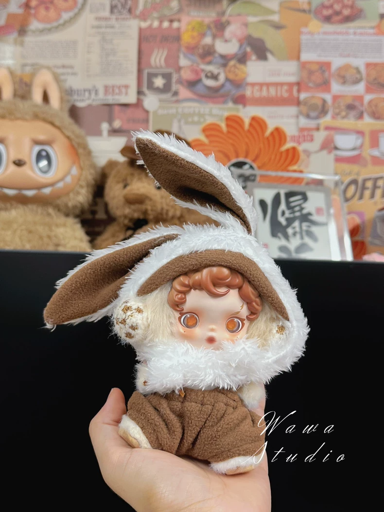 Charming Skullpanda Doll Outfit – Plush Collectible Clothes with Elegant Details - Image 4