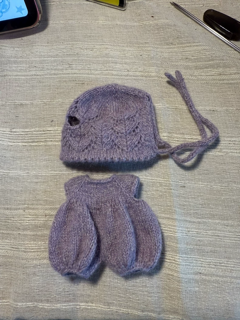 Handmade Labubu Doll Outfit – Cozy Knit Hat & Bubble Skirt Set | Custom Colors - Image 5