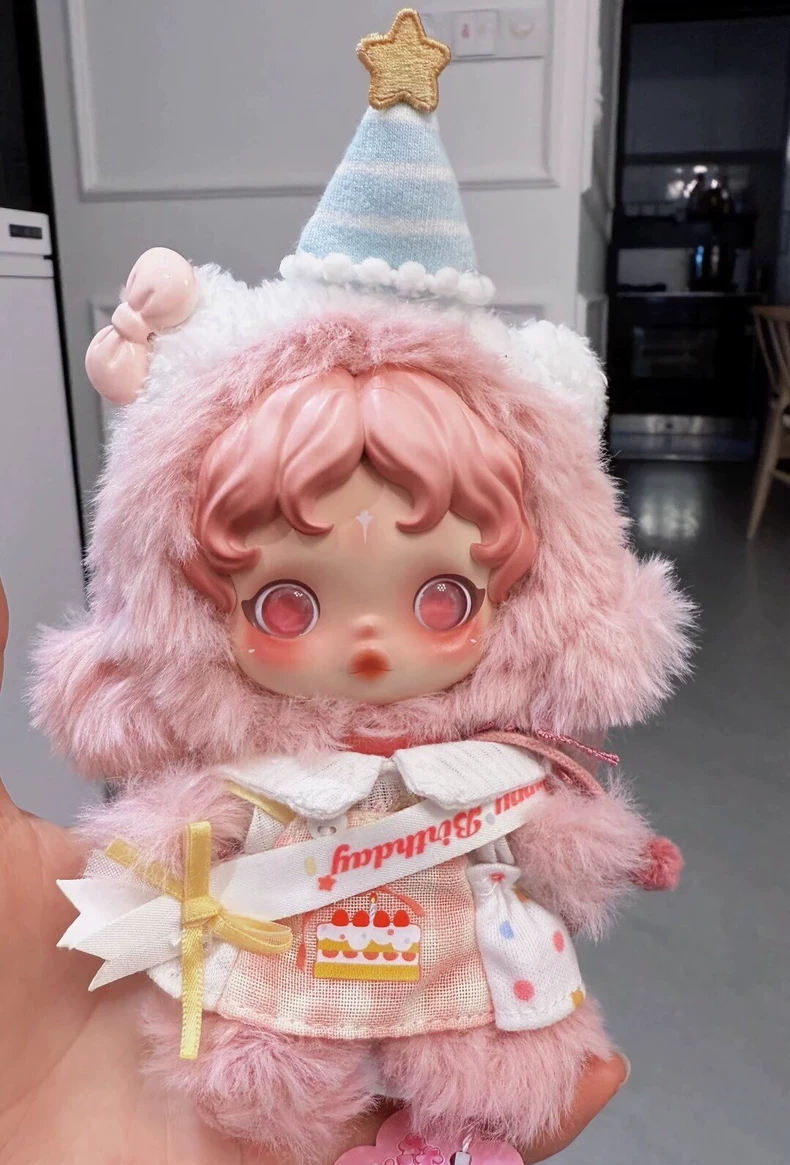 Skullpanda Birthday Outfit: Festive Plush Cake & Hat Theme - Limited Edition Collectible - Image 2