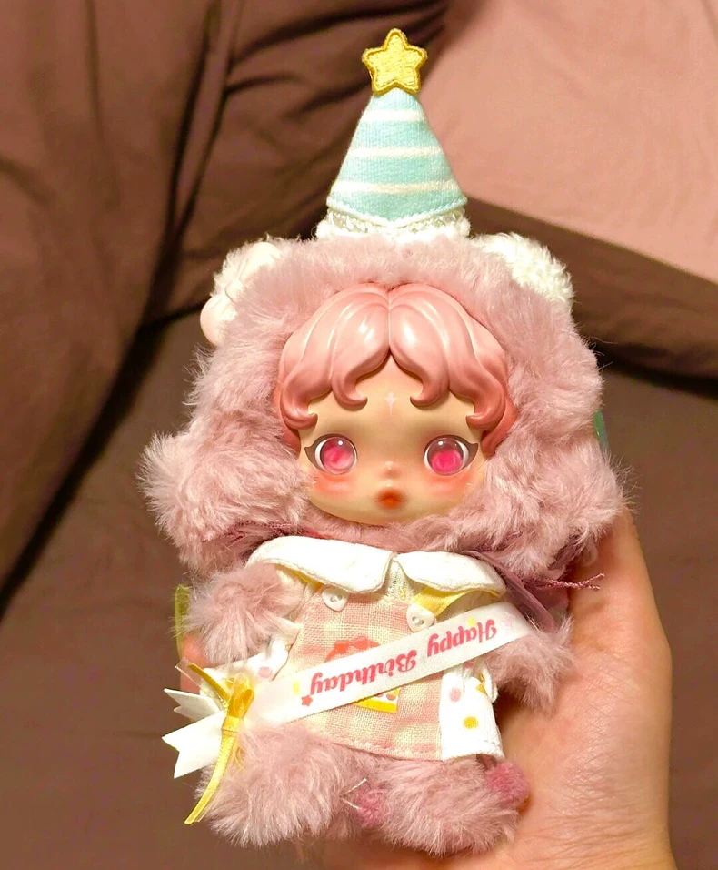 Skullpanda Birthday Outfit: Festive Plush Cake & Hat Theme - Limited Edition Collectible - Image 5