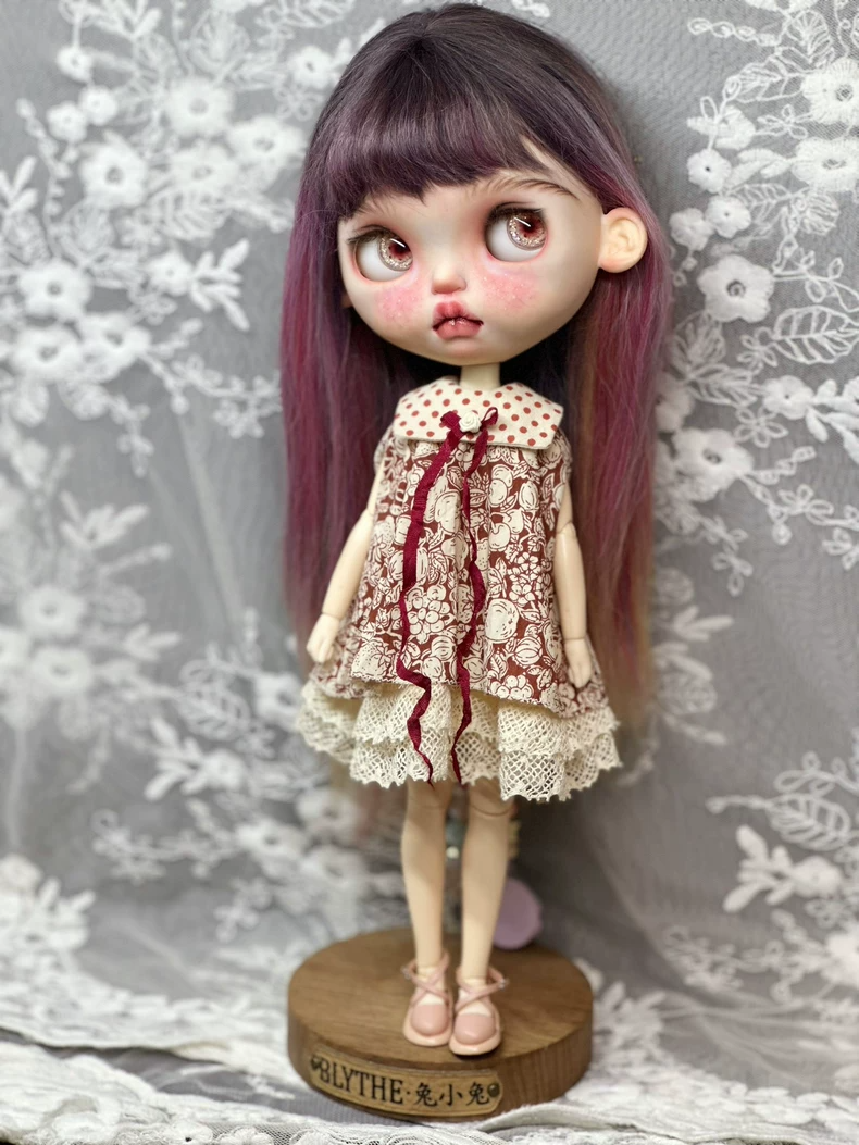 Charming Blythe Doll Outfit: Elegant Red & White Dress for ob22, ob24, ob26 – Perfect for Collectors & Creative Play! - Image 5