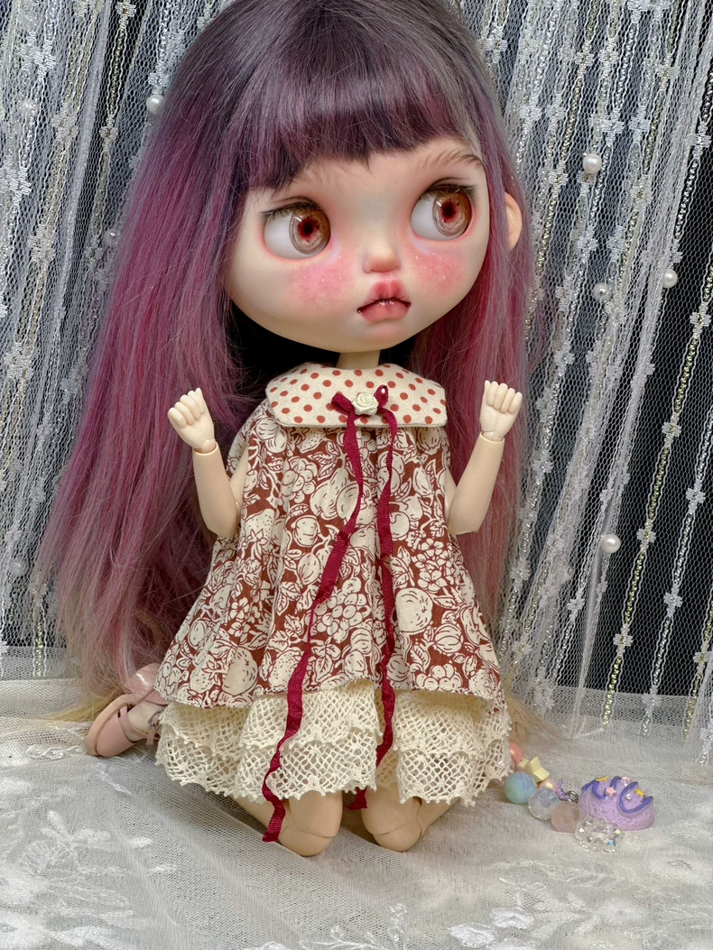 Charming Blythe Doll Outfit: Elegant Red & White Dress for ob22, ob24, ob26 – Perfect for Collectors & Creative Play! - Image 9
