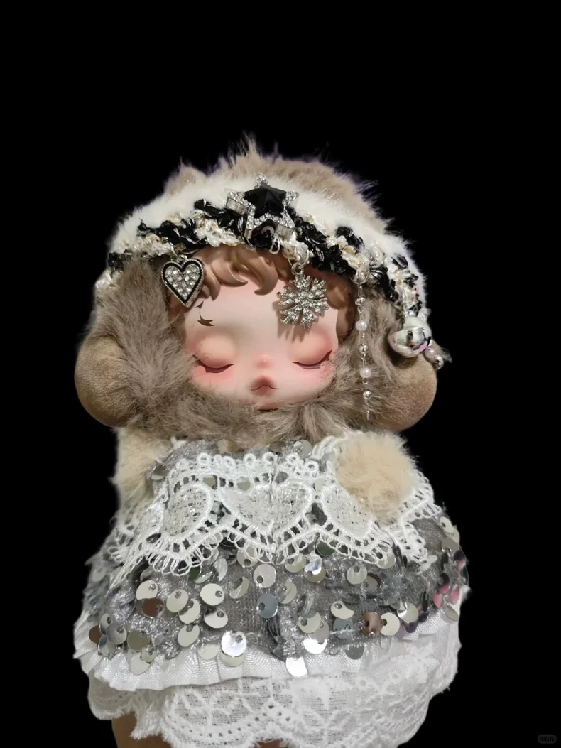 Luxury Skullpanda Doll Outfit: Elegant Sequined Dress & Fluffy Hood for Collectors - Image 4