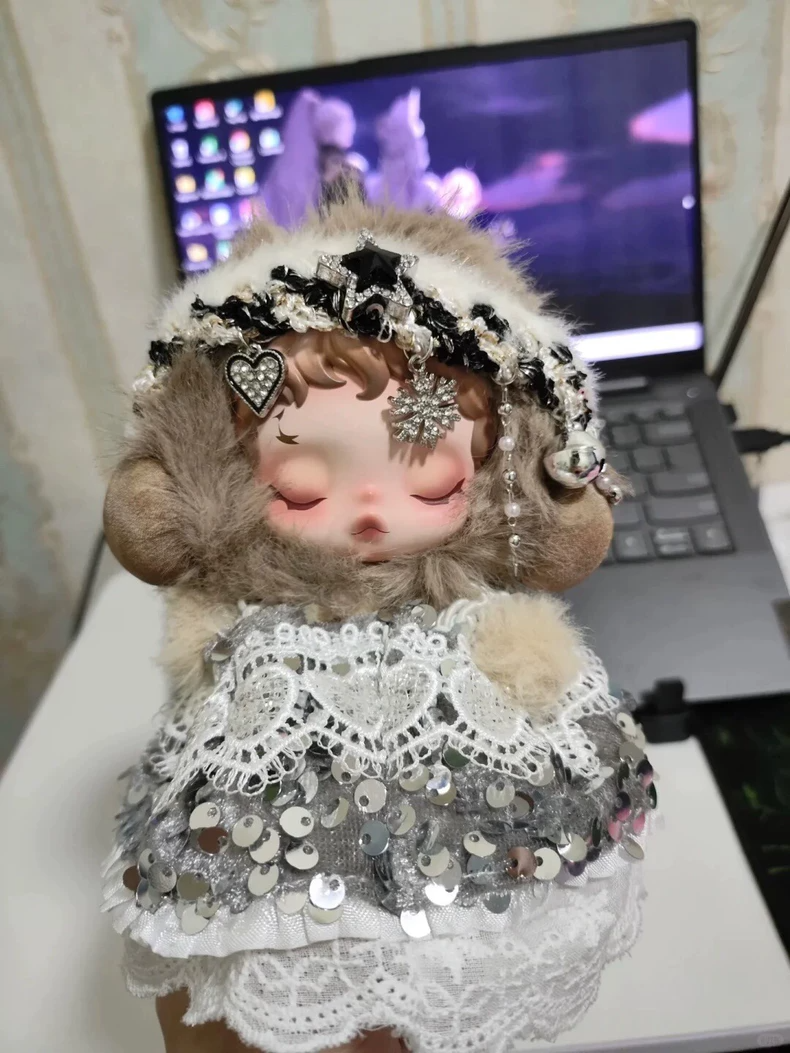 Luxury Skullpanda Doll Outfit: Elegant Sequined Dress & Fluffy Hood for Collectors - Image 5
