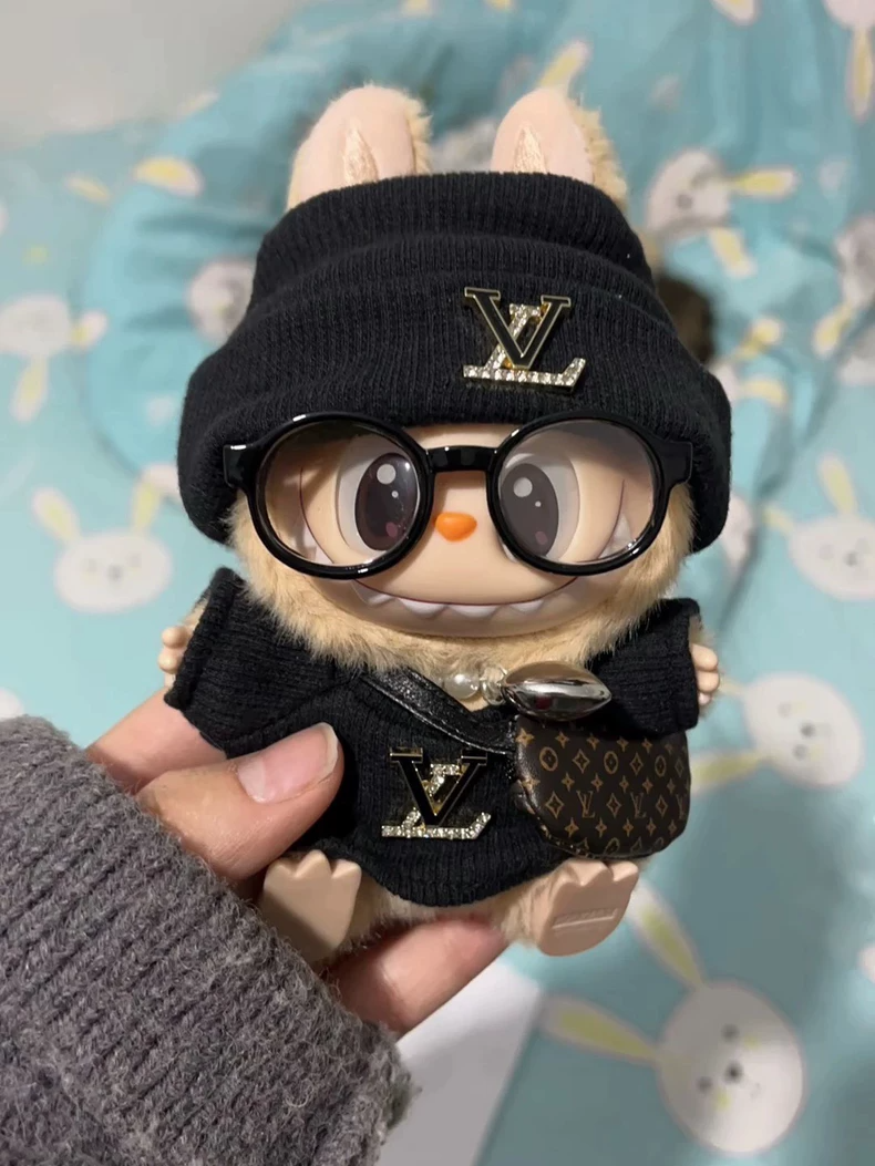 LABUBU Doll Outfit: Cozy Pink Hat, Snug Sweater & Mini Bag – Playful Elegance for Collectible Dolls - Image 1