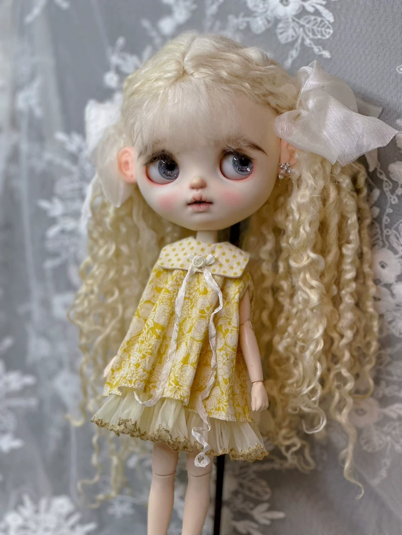 Charming Yellow Floral Blythe Doll Dress – Elegant OB22/24/26 Outfit with Lace & Bow - Image 6