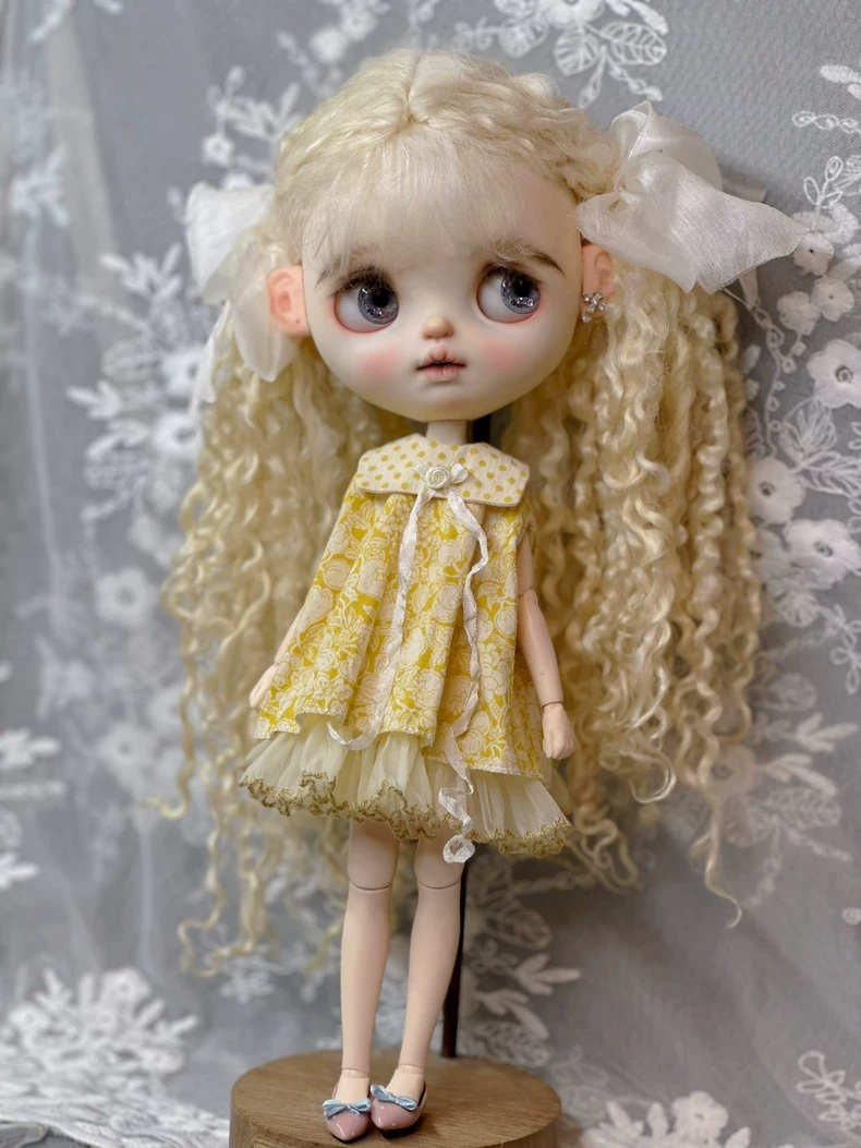 Charming Yellow Floral Blythe Doll Dress – Elegant OB22/24/26 Outfit with Lace & Bow - Image 8