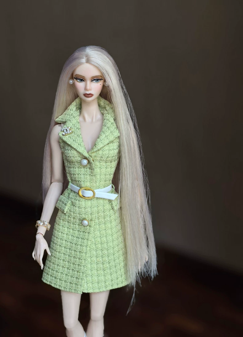 Chic Avocado Green BJD 1/6 Doll Outfit with Elegant Accessories & Premium Craftsmanship - Image 2