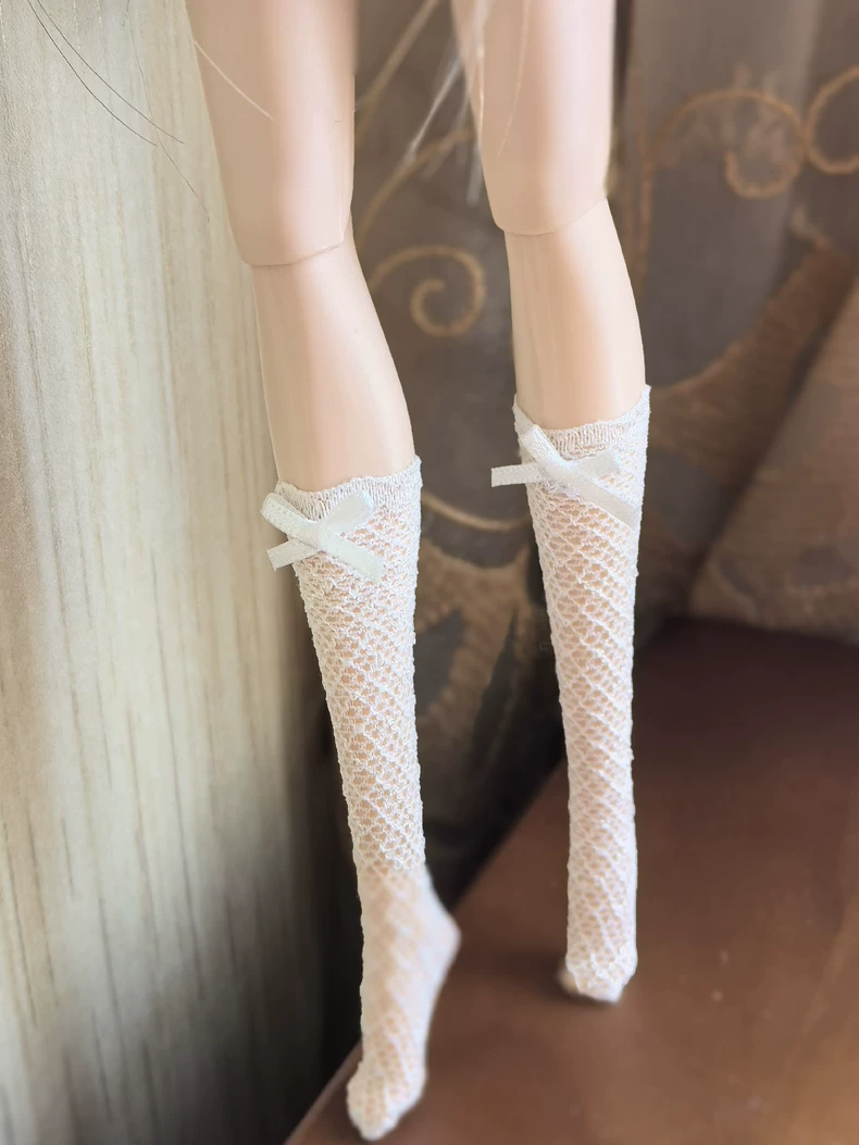Chic Avocado Green BJD 1/6 Doll Outfit with Elegant Accessories & Premium Craftsmanship - Image 4