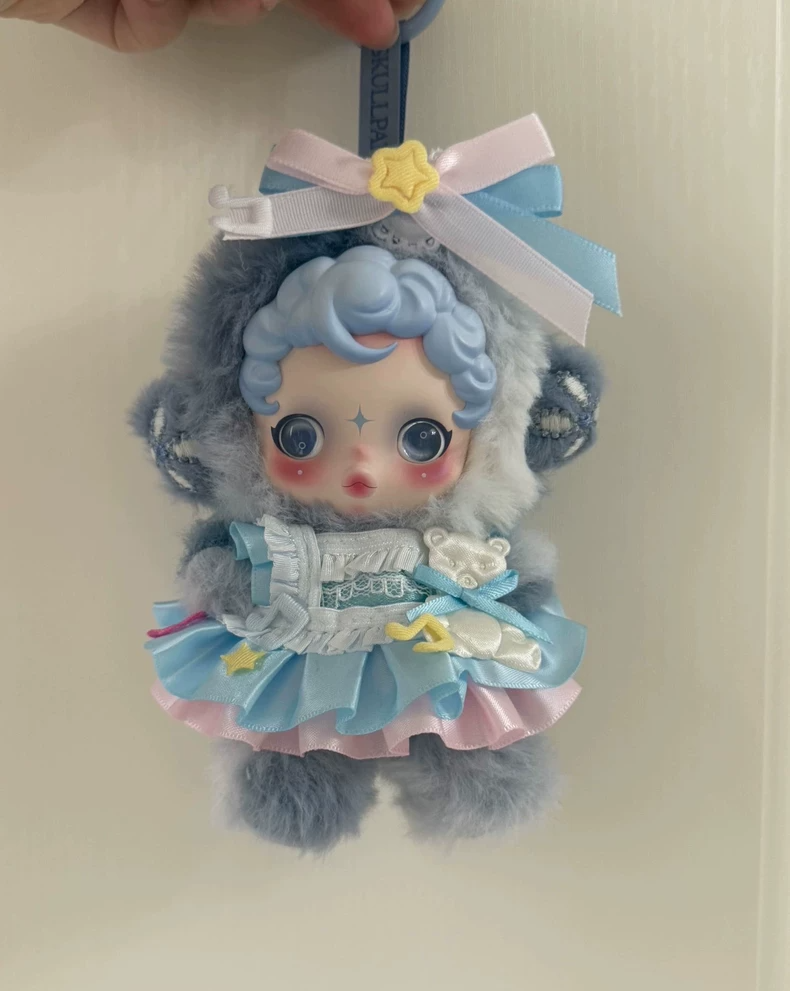 Whimsical Skullpanda Doll Outfit: Pink Butterfly Bow & Layered Skirt – Adorable 10cm Doll Fashion - Image 1