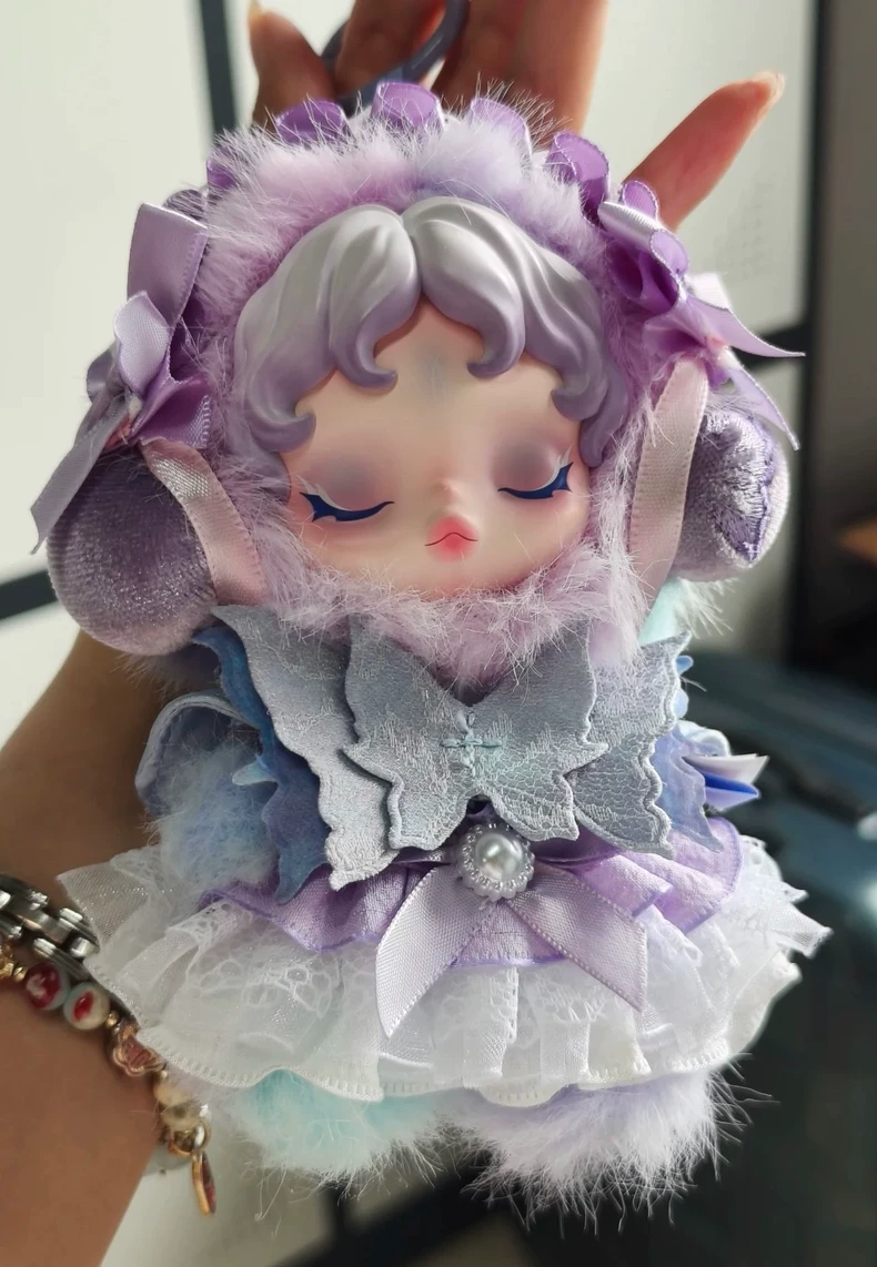Lavender Elegance Skullpanda Outfit: Luxe Lace & Satin Figurine Dress for Collectors - Image 2