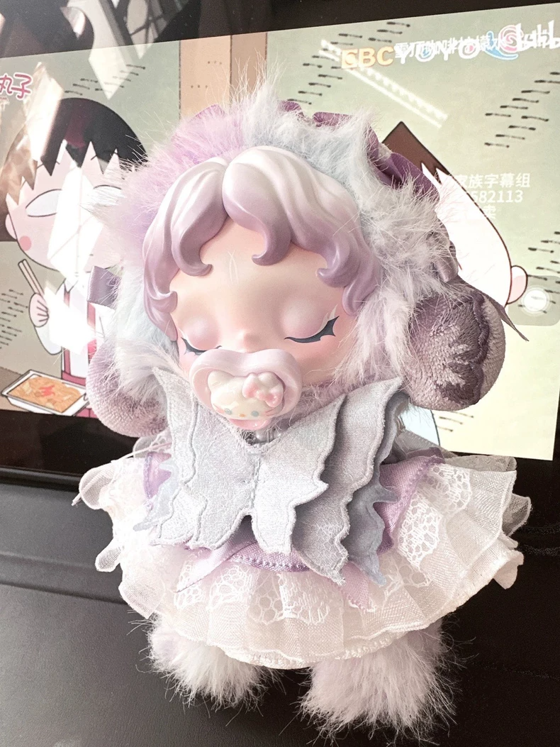 Lavender Elegance Skullpanda Outfit: Luxe Lace & Satin Figurine Dress for Collectors - Image 5