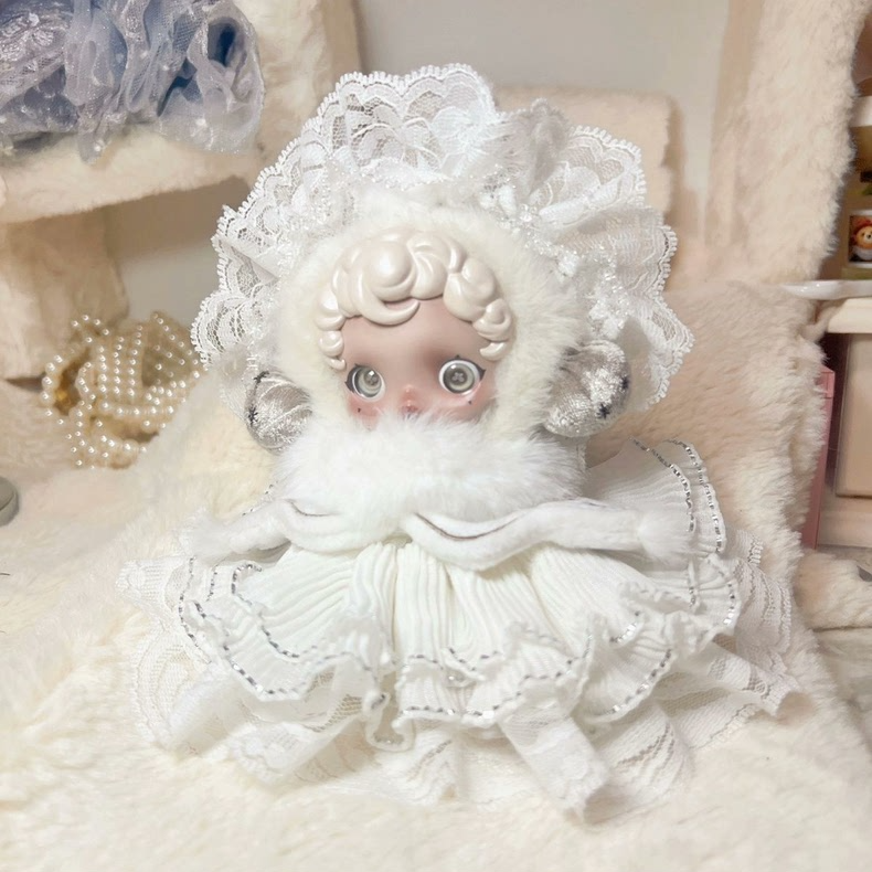 Elegant Skullpanda Lace Dress with Faux Fur Collar – Collectible Doll Outfit - Image 3