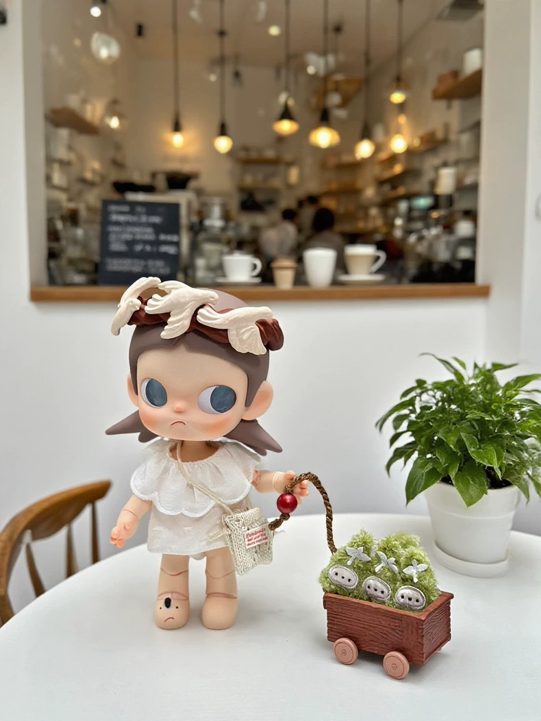 Zsiga BJD 1/8 Cotton Linen Petal Collar White Dress Set with Crossbody Bag for Doll Enthusiasts - Image 1