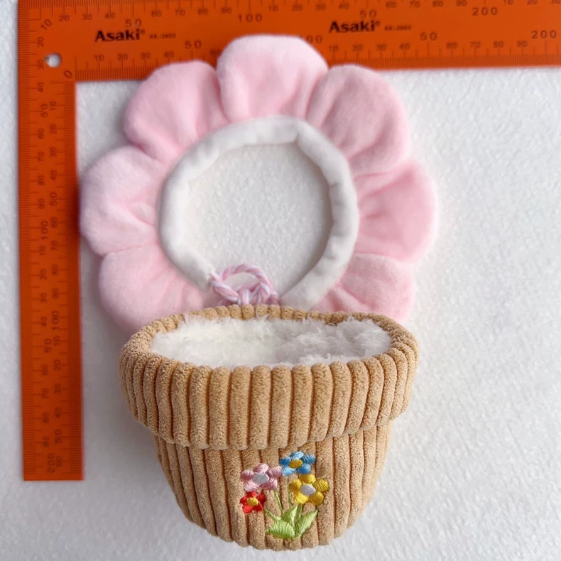 Adorable Plush Flower Pot Outfits for LABUBU Dolls – Vibrant Colors & Cozy Designs! - Image 7