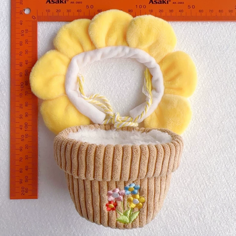 Adorable Plush Flower Pot Outfits for LABUBU Dolls – Vibrant Colors & Cozy Designs! - Image 9