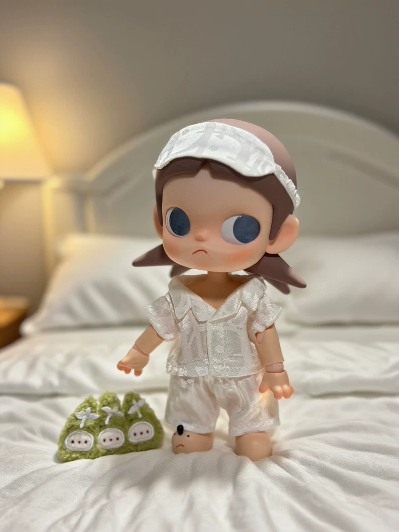 Zsiga BJD 1/8 Luxe Silk-Like Pajama Outfit with Eye Mask – Elegant Doll Wardrobe Essential - Image 1