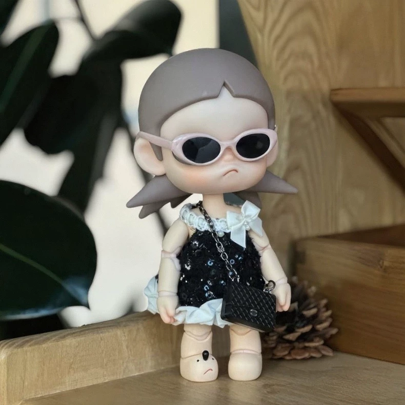 Elegant Black & White BJD Doll Outfit with Sunglasses & Handbag for 1/8 Scale Dolls - Premium Collectible Fashion Set - Image 1