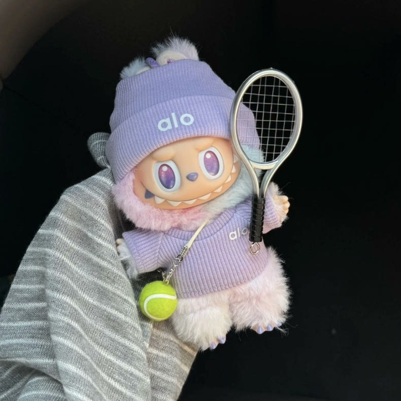 Purple Tennis Outfit for 15-17cm Figurine – Knit Sweater, Racket & Ball Set – LABUBU Collectible - Image 3