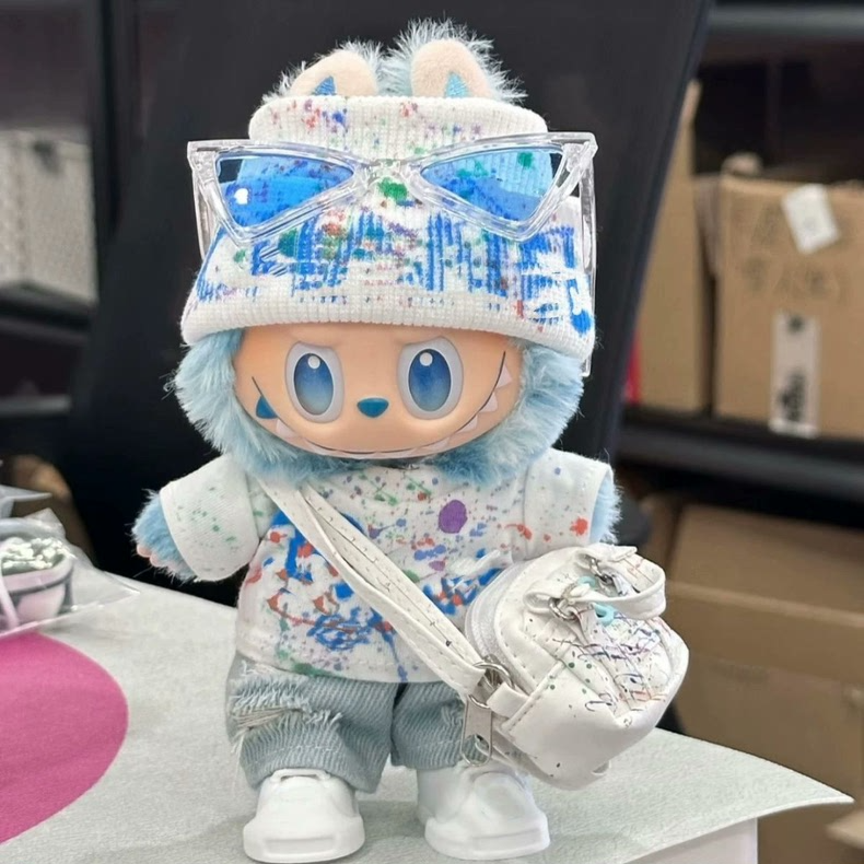Stylish LABUBU Splatter Paint Doll Outfit – Blue & White T-Shirt, Shorts & Handbag for 15-17cm Dolls - Image 1