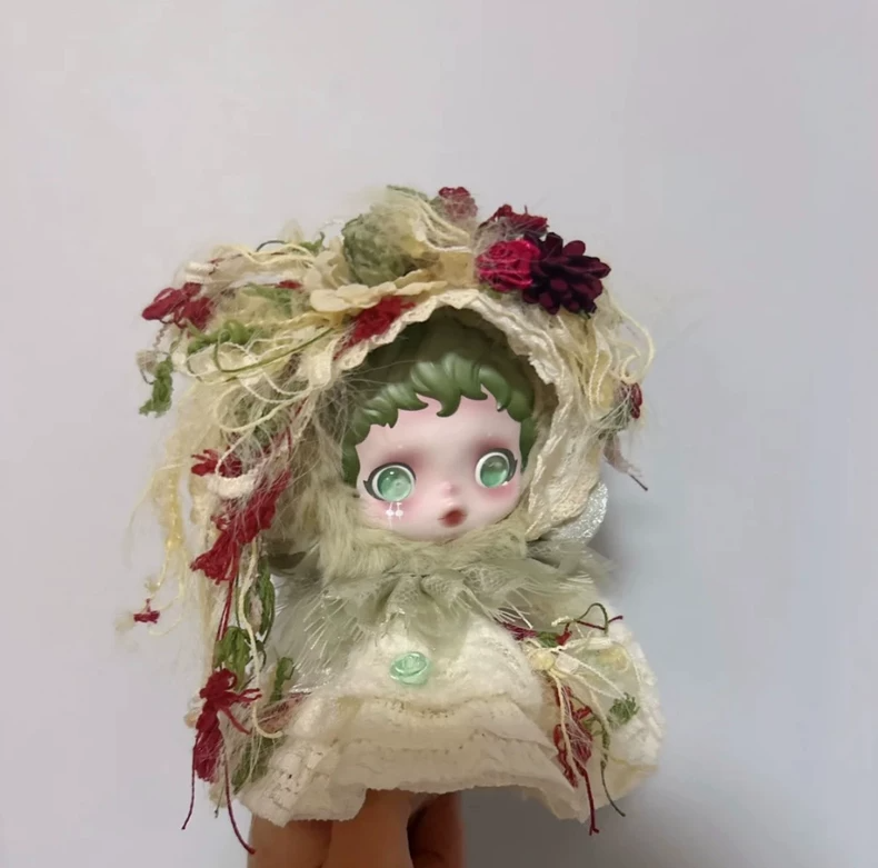 Exquisite White Lace Princess Dress for BJD Dolls – Handcrafted Elegance with Butterfly Knots - Image 2