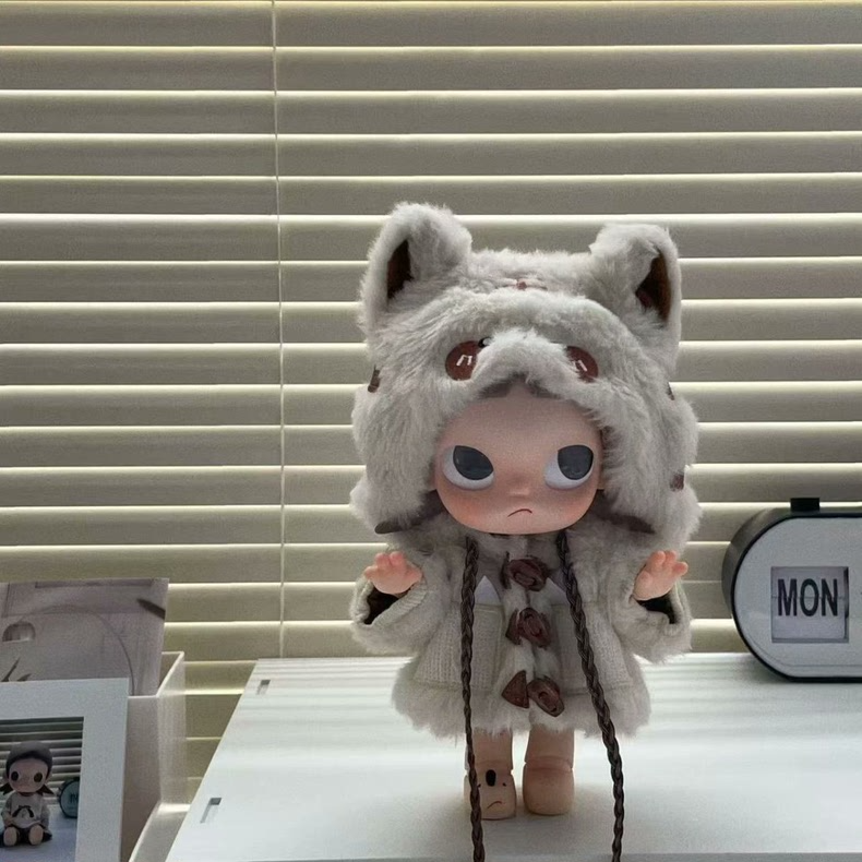 Adorable Tiger Outfit for Zsiga BJD 1/8 Doll - Plush Hood & Tail - Image 4