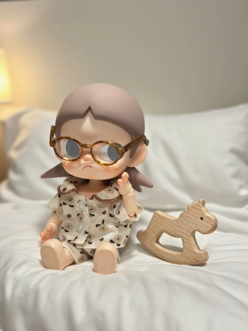 Charming Zsiga BJD 1/8 Sleepwear Outfit: Whimsical Dog-Patterned Doll Clothes - Image 1