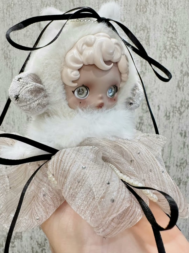 Handmade Skullpanda Doll Princess Dress: Elegant White Lace Outfit with Headpiece - Image 3