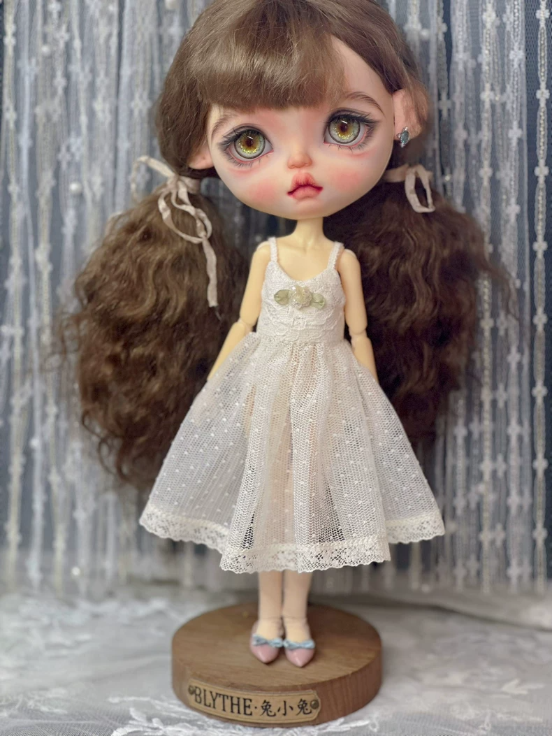 Exquisite Blythe Doll Lace & Tulle Dress - Elegant OB24 Outfit for Collectors - Image 7