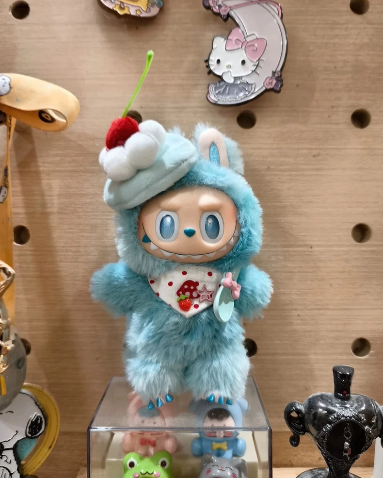 Adorable Labubu Doll Outfit: Plush Hat, Bib & Spoon Set for Whimsical Play & Collectors - Image 3
