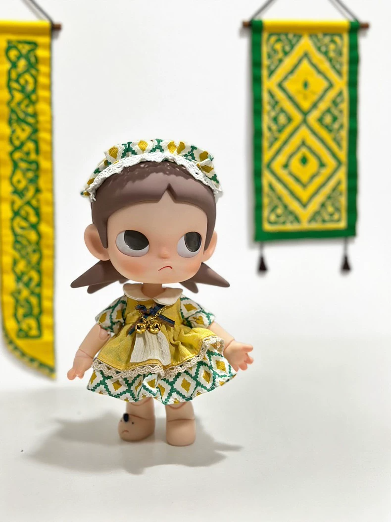 Vibrant Yellow & Green Zsiga BJD 1/8 Doll Outfit with Accessories – Luxurious & Customizable - Image 2