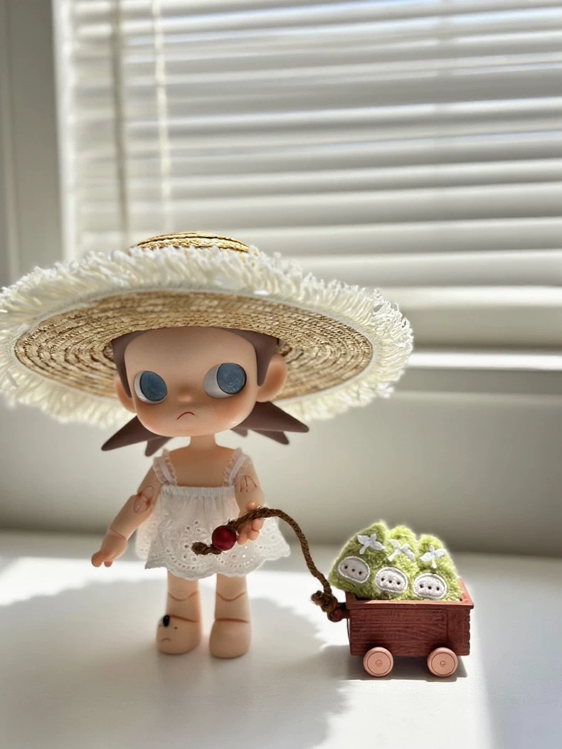 Charming Zsiga BJD 1/8 Lace Dress & Straw Hat Outfit – Elegant, Durable Doll Accessories - Image 3