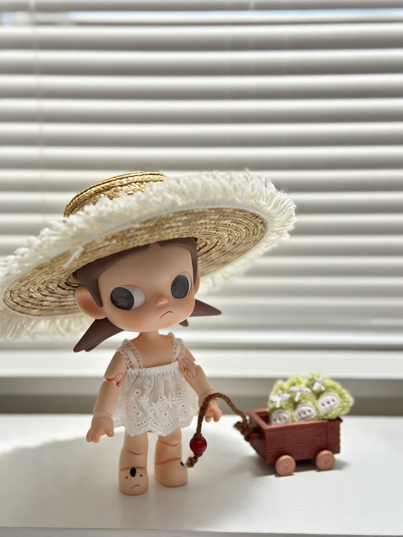Charming Zsiga BJD 1/8 Lace Dress & Straw Hat Outfit – Elegant, Durable Doll Accessories - Image 4