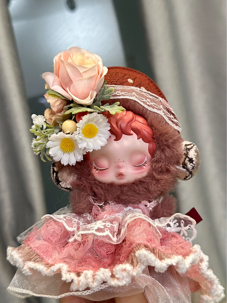 Elegant Skullpanda Doll Outfit: Floral Lace Dress & Hat – Collector’s Dream - Image 1