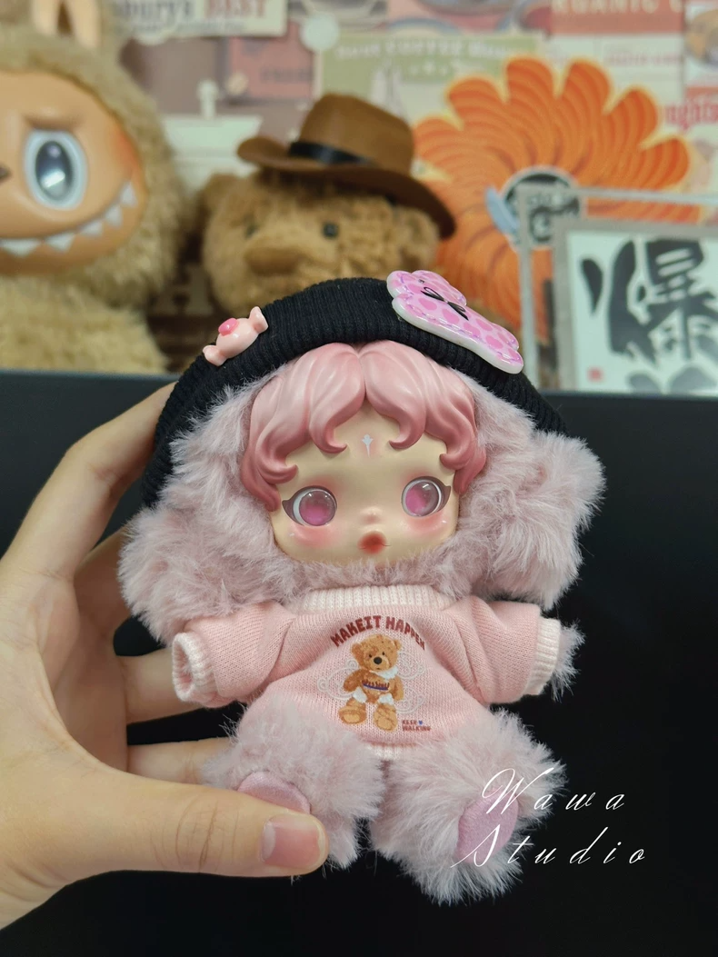 Adorable Skullpanda Doll Outfit – Cozy Pink Sweater & Hat Set for Collectors - Image 4