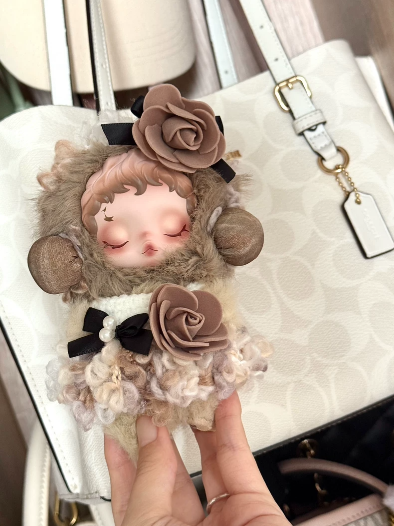 Luxury Skullpanda Doll Outfit: Plush Floral Design with Pearl Accents for Collectors - Image 1