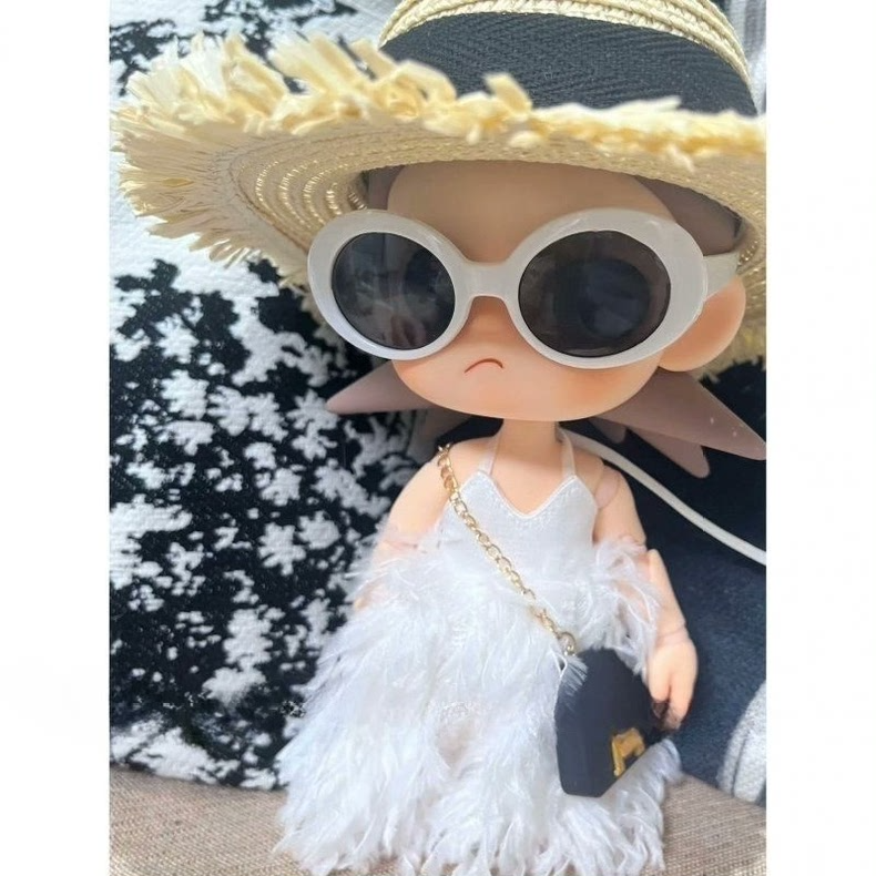 Zsiga BJD 1/8 Elegant White Feathered Dress Set w/ Hat & Sunglasses - Image 1