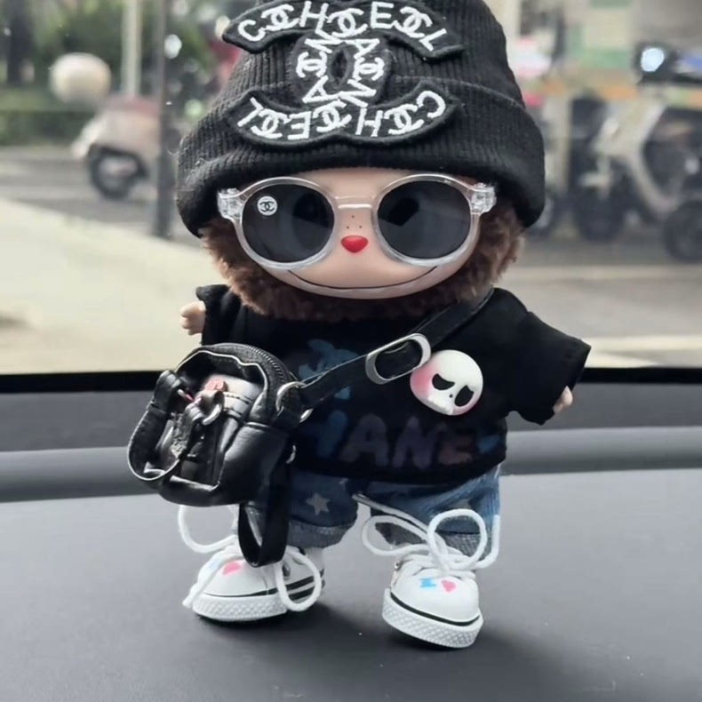 Stylish LABUBU Doll Outfit – Urban Cool Hat, Sunglasses & Casual Set for 15-17cm Dolls - Image 3