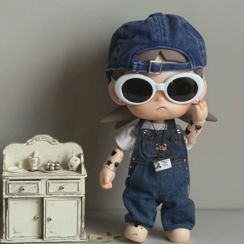 Zsiga BJD 1/8 Stylish Denim Outfit Set: Cap, Shirt & Overalls - Image 3