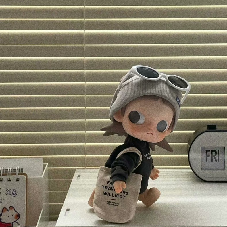 Playful Edgy Grey Hat & Black Top Outfit Set for Zsiga BJD 1/8 Doll with Chic Bag & Sunglasses - Premium Fashion Ensemble - Image 2