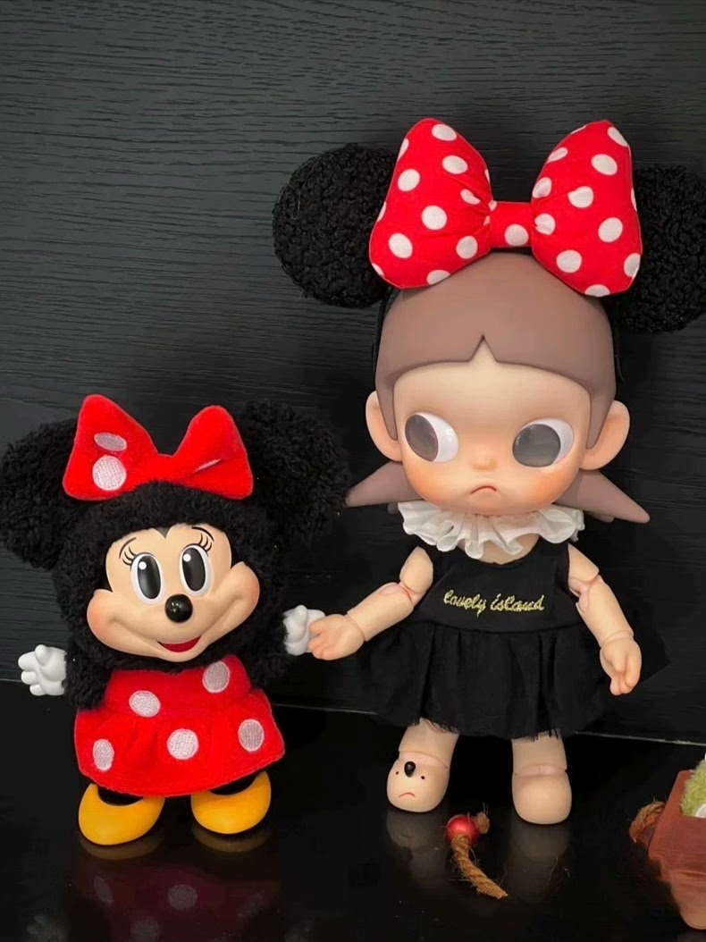 Zsiga BJD 1/8 Minnie Mouse Outfit – Elegant Black Dress with Red Polka-Dot Bow & Lovely Island Inscription – Premium Cotton & Polyester Doll Clothes for Collectors & Playtime - Image 3