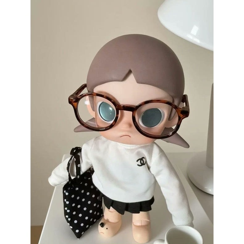 Zsiga BJD 1/8 Scale Doll Outfit Set: Hoodie, Skirt, Glasses & Bag - Stylish Collector Ensemble - Image 2