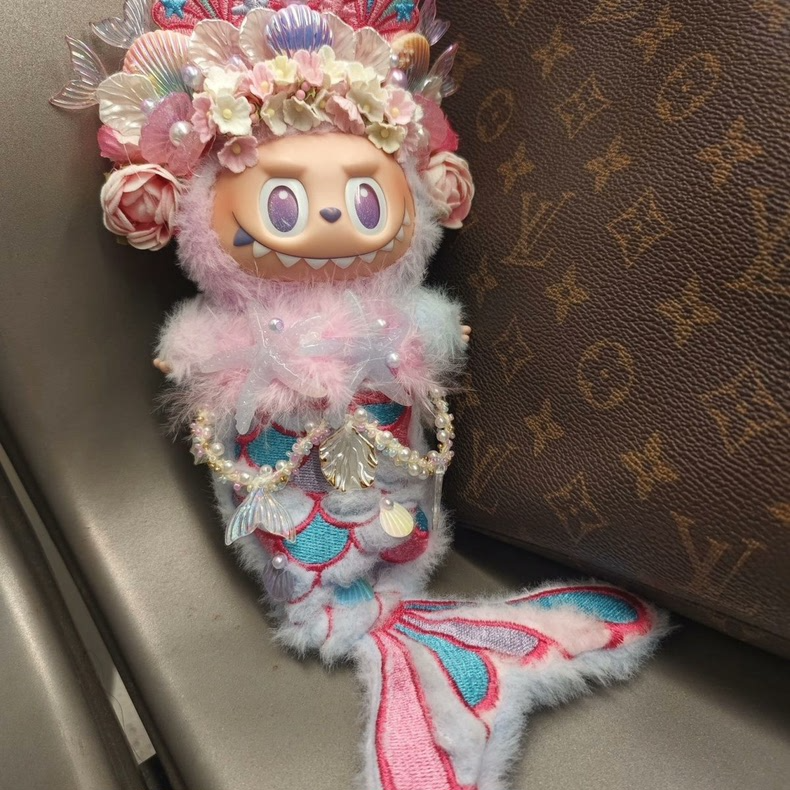 Enchanted Mermaid Labubu Doll Outfit – Handcrafted, Whimsical & Poseable Plush Set - Image 3